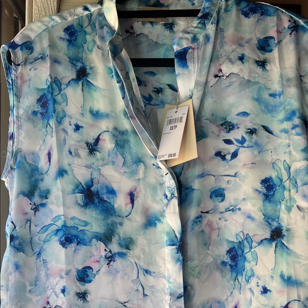 Elie.Tahari floral blouse - size XS
